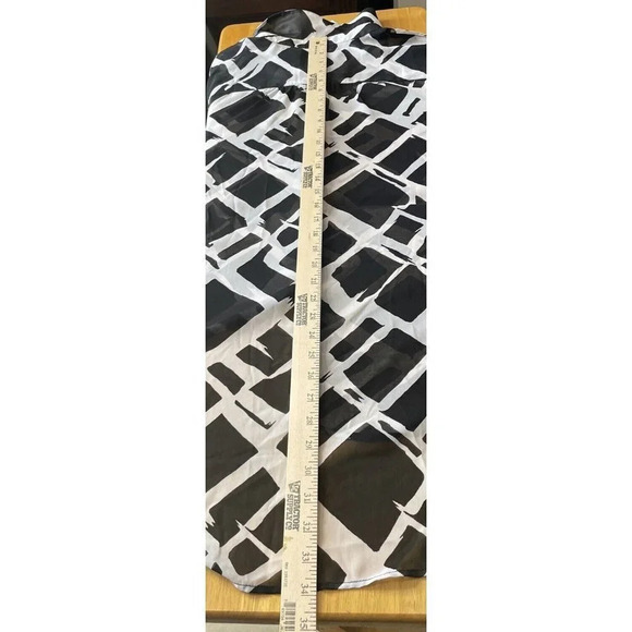 Chicos 3 US XL/16 Exploded Squares Woven Pattern Black White Sheer Blouse NEW - Picture 11 of 11